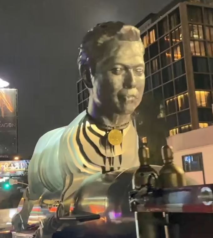 Elon Musk fans build $600,000, 30-foot-long monument, a GOAT tribute to their 'Hero' 5