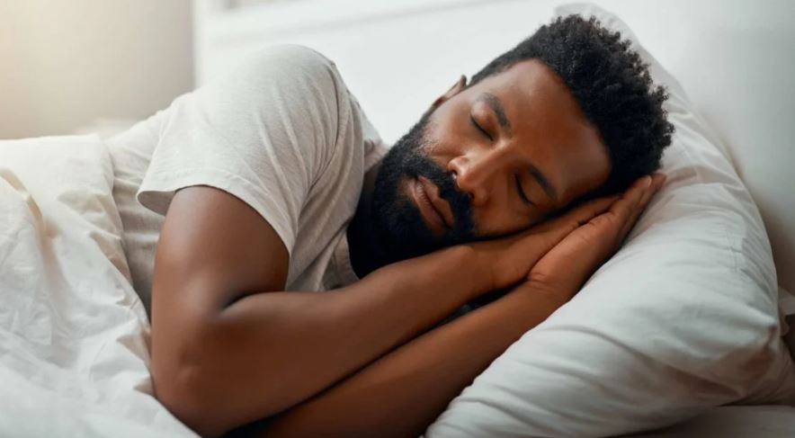 Why you should sleep at the same time every night, according to science 1