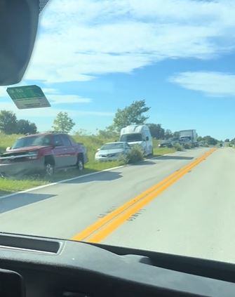 Driver stunned as dozens of cars abandoned on the side of road in Florida 4