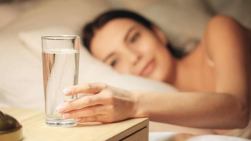 Here's why you should avoid leaving a glass of water near your bed 4