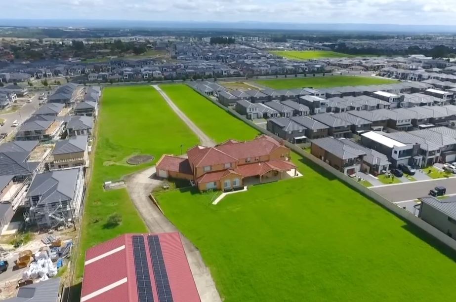 Family turns down $50M from developers who built suburb around their home 2