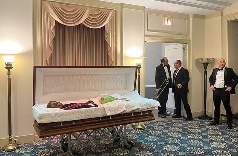  'Stoneman Willie', the Oldest mummy in the US, finally gets a proper burial after 128 years in a funeral home 1