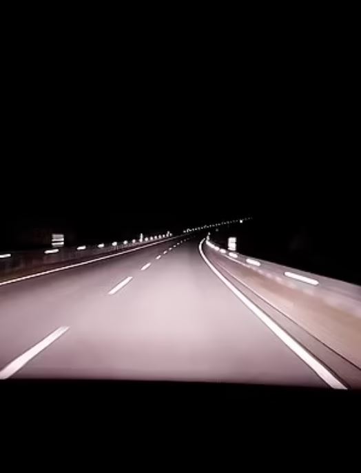 New glow in the dark road feature on road praised for being 'life-saving' 1