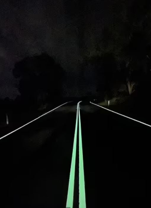 New glow in the dark road feature on road praised for being 'life-saving' 3