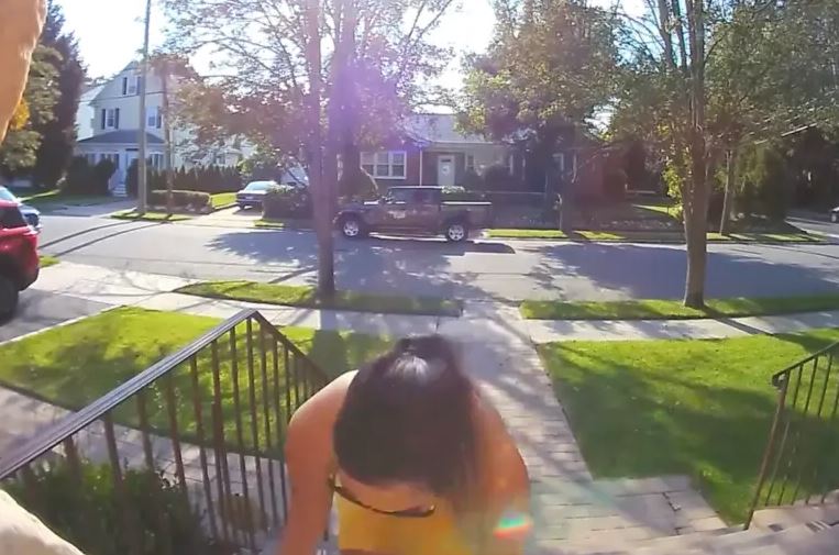 Porch pirate Doordash driver is arrested after stealing packages while delivering food 2