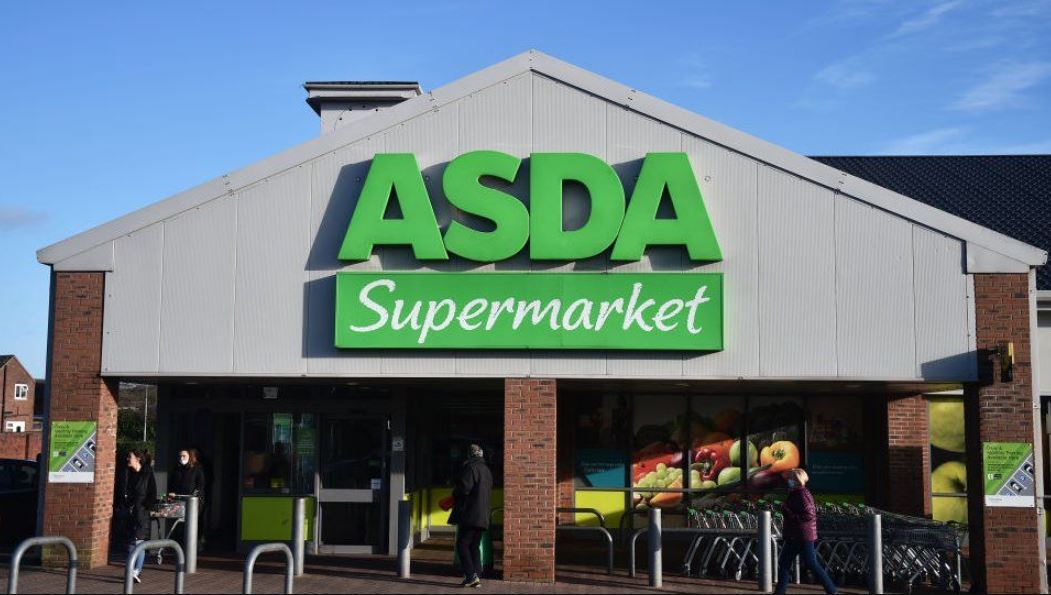 Banana split! mother is stunned after discovering cluster of eggs on Asda bananas 4