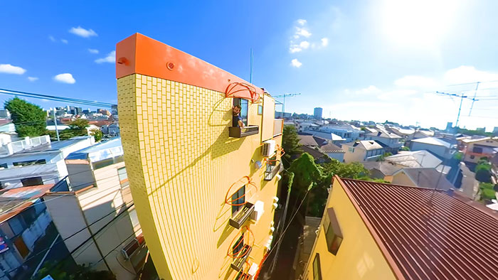 People were left stunned after seeing how claustrophobic 'Japan’s tiniest apartment' is 1