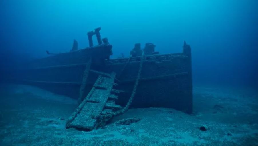 Missing ship, sunk in storm nearly 130 years ago found untouched at bottom of lake 1