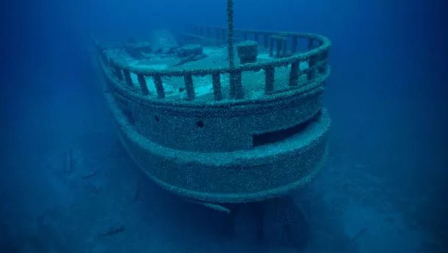 Missing ship, sunk in storm nearly 130 years ago found untouched at bottom of lake 2