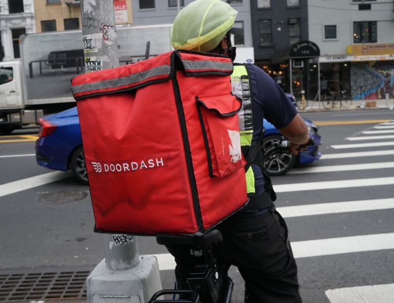 DoorDash warns customers of delivery delays happening with no tip 2