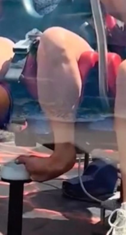 Footage captures woman’s foot bent in half on a popular slingshot ride 5