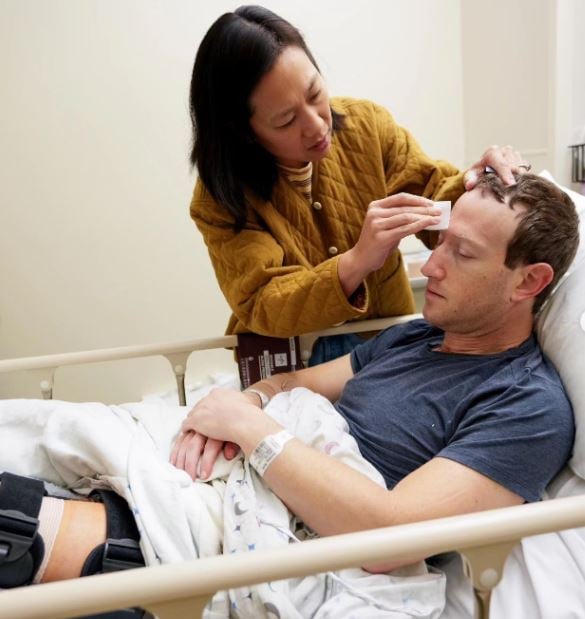 Mark Zuckerberg tears ACL and undergoes surgery after training for an MMA fight 4