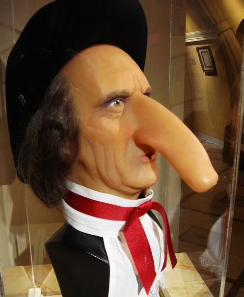 Man with the world's longest nose at 19CM is yet to have record broken 3