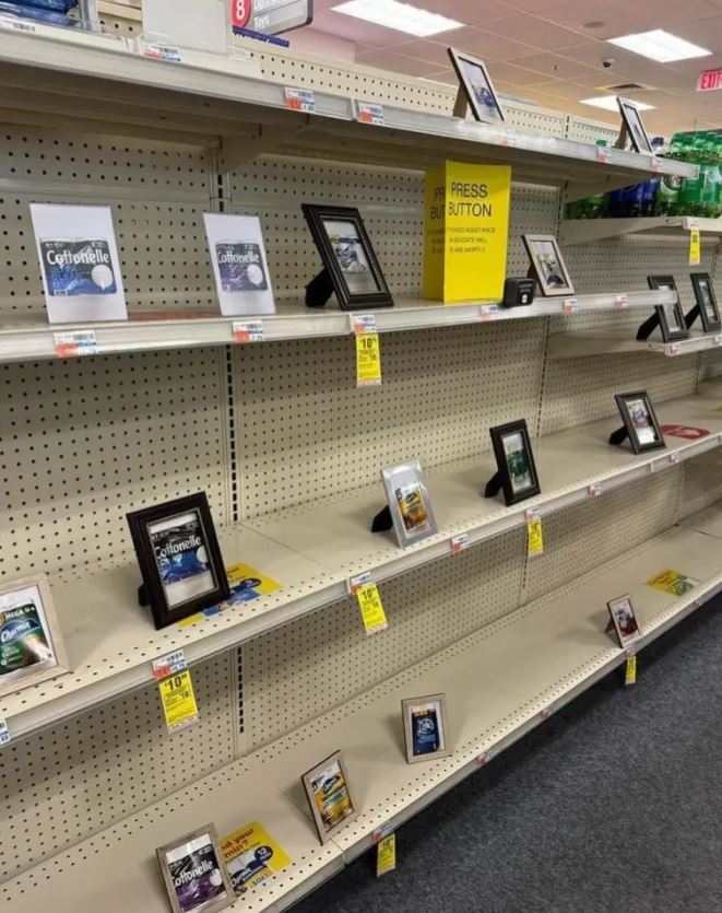 CVS in Washington DC replaces shelves of toilet paper with framed photos of products amid out-of-control crime 2
