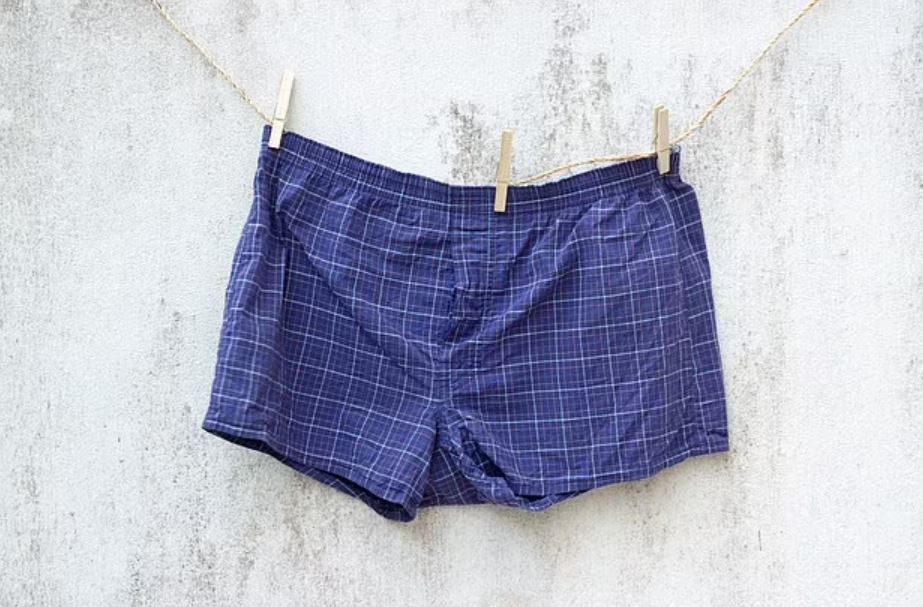 People are discovering why men’s underwear has a hole in the front 1