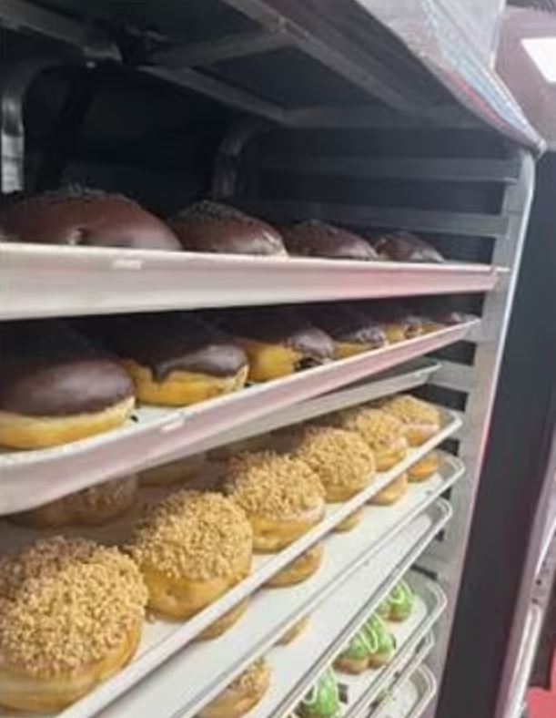 Krispy Kreme van loaded with 10,000 donuts has been stolen - Police rushed search for thief 4