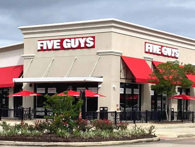 Outraged Five Guys customer charged FORTY-TWO dollars for two burgers, two shakes, and one portion of fries 5
