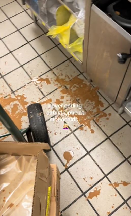 Woman reveals horrors of working at McDonald's during rush, but she can't quit 2
