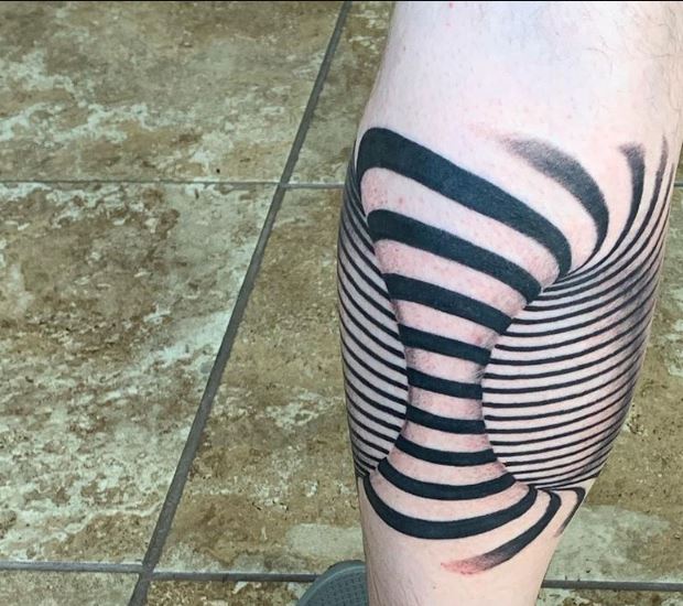 20 Photo 3D tattoos you can't help but STARE at 1