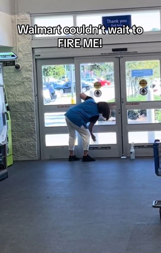 Walmart worker was fired after refusing to clean windows: That’s not my job 3
