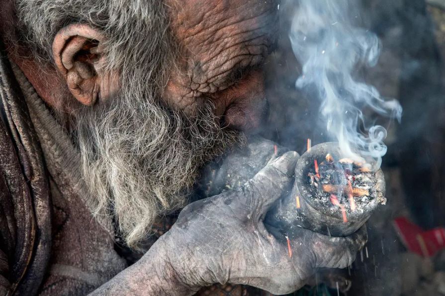 'World's dirtiest man', who went 60 YEARS without washing with water or soap 4