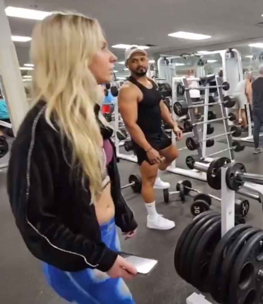 Influencer slammed for wearing painted pants to gym as 'social experiment' 2