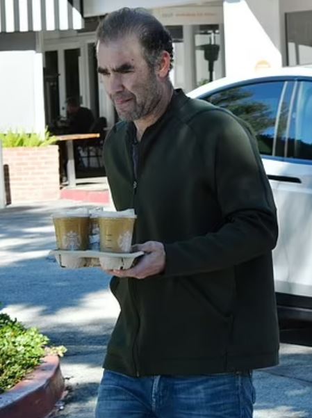 Pete Sampras leaves fans stunned with a different look as he is seen grabbing Starbucks coffee 7