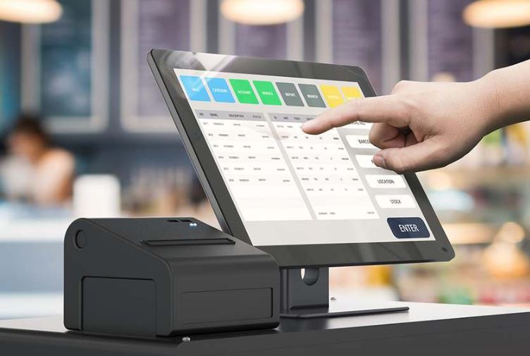 Historical evolution of cash registers: from mechanical devices to modern point-of-sale systems 3