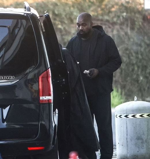 Kanye West's new album Vultures is REMOVED after five-day debut 1