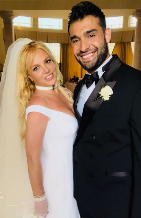  Britney Spears' ex-husband Sam Asghari out on real reason for divorce 3