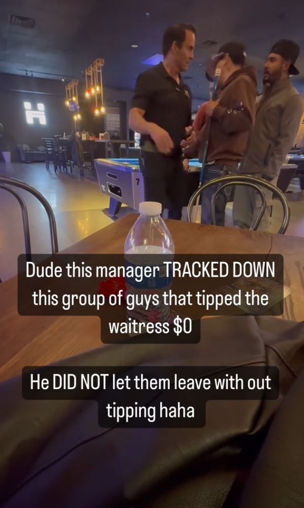 Manager sparks debate after refusing to let table without tipping a waitress on viral video 3