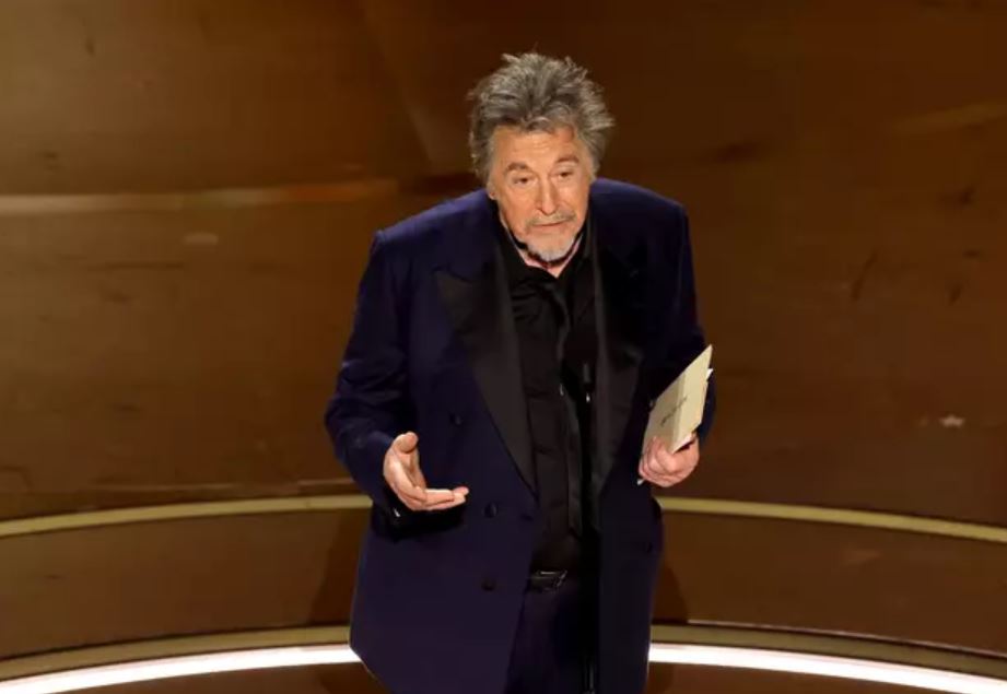 After facing criticism from onlookers, Al Pacino addressed the issue.  Image credit: ABC live