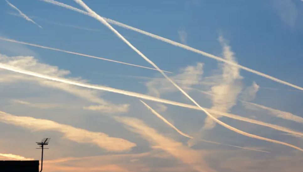 People are just realizing what those white streaks trailing planes in the sky stands for 2