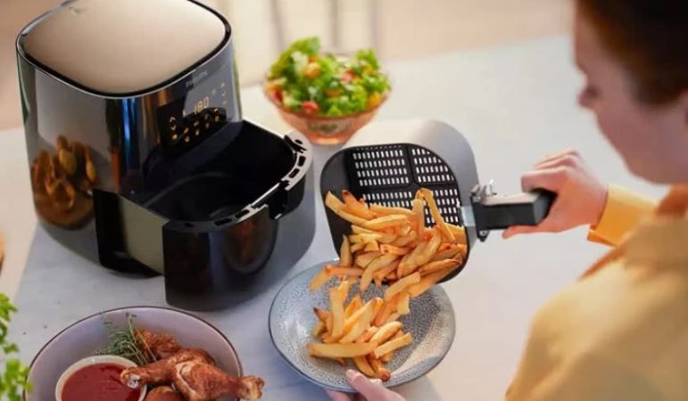 Popular air fryer brand recalled due to fire and laceration hazards 2