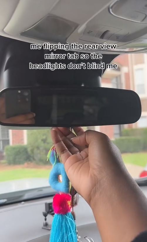 People are stunned after drivers are just discovering car's 'life-changing' secret button 4