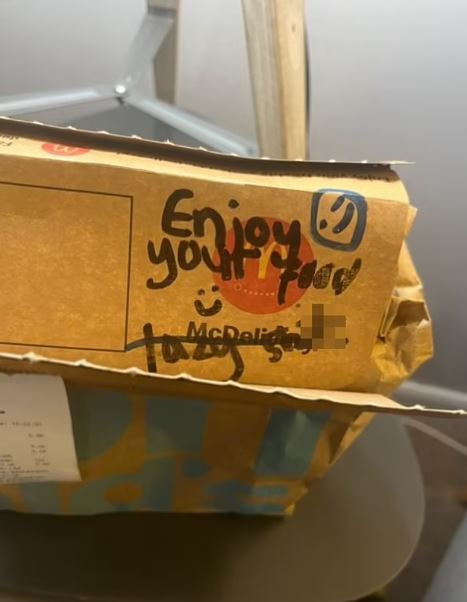 School teacher furious after receiving McDonald's delivery with insulting message 2