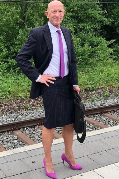 Straight dad proudly wears skirts and heels to prove clothes have no gender 5