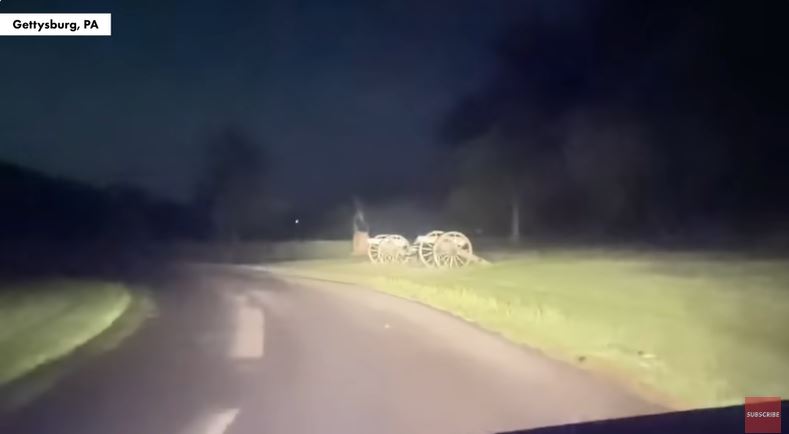 Man stunned after captured 'ghost soldiers' running across road at Gettysburg 5