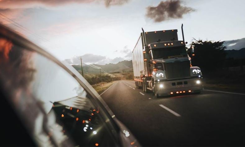 'Do Not Stop' list reveals danger zones in US where truckers face risks 3