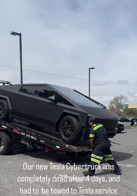 Cybertruck owner furious after car completely unresponsive just 4 days 3