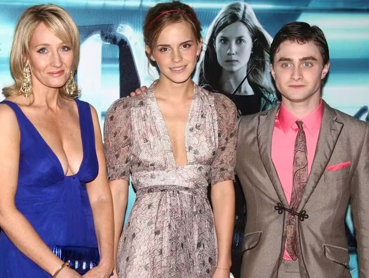  Harry Potter author, JK Rowling, claims Daniel Radcliffe and Emma Watson can ‘save their apologies 5