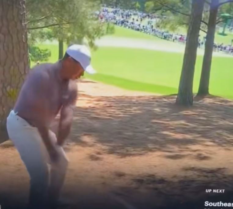 Tiger Woods' Errant Shot 'knocks someone out' at the Masters 1