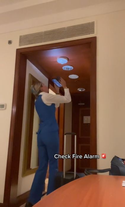  Flight attendant reveals how to spot hidden spy cameras in hotel room security 3