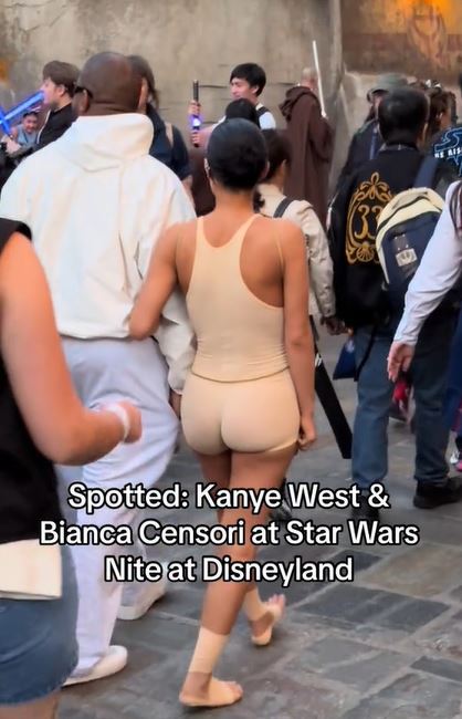 Disneyland criticized after allowing Kanye West's Wife, Bianca Censori to go barefoot at the theme park 5