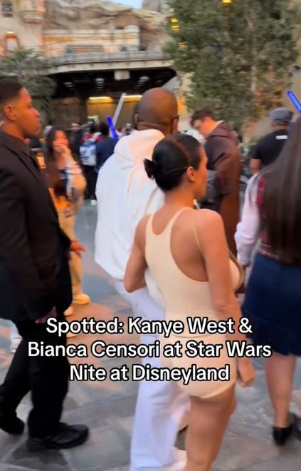 Disneyland criticized after allowing Kanye West's Wife, Bianca Censori to go barefoot at the theme park 3