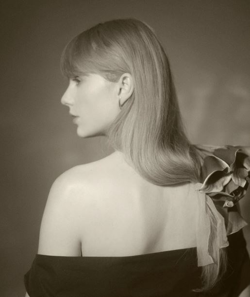 Fans believe Taylor Swift takes aim at ex-boyfriend Matty Healy in new album 3