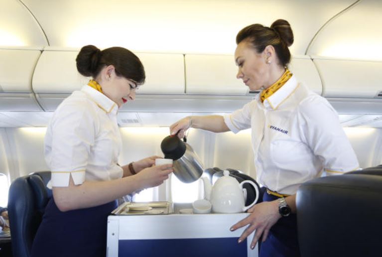  Why you should never order tea and coffee on airplanes 5