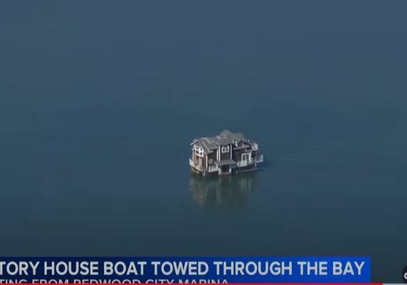 US Coast Guard confirms house on large barge; started journey south of the bay. Image Credits: NBC Bay Area/Youtube