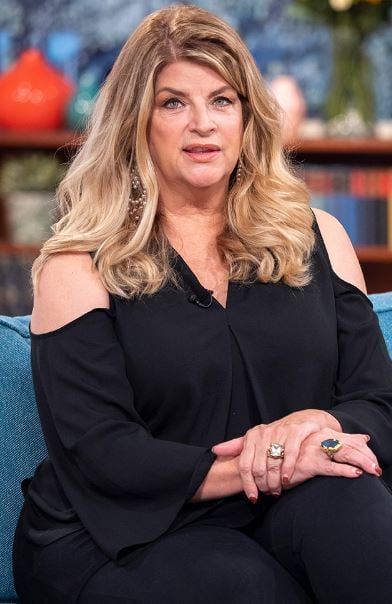 Fans stunned as resurfaced video reveals Kirstie Alley talking about her parents in car crash 3