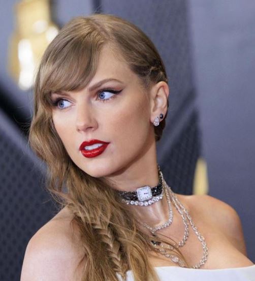 Swift opens up about the meaning of 'diss track' in response to speculation about her song lyrics. Image Credits: Getty